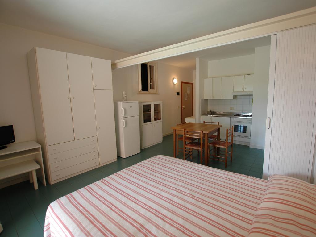 Residence Maricampo Marina di Campo Rum bild